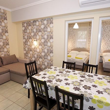 Zoli Apartmanok-Timi Koelcsey 34-36 Hajdúszoboszló Exterior foto